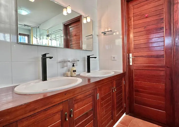 Esperanza アパート