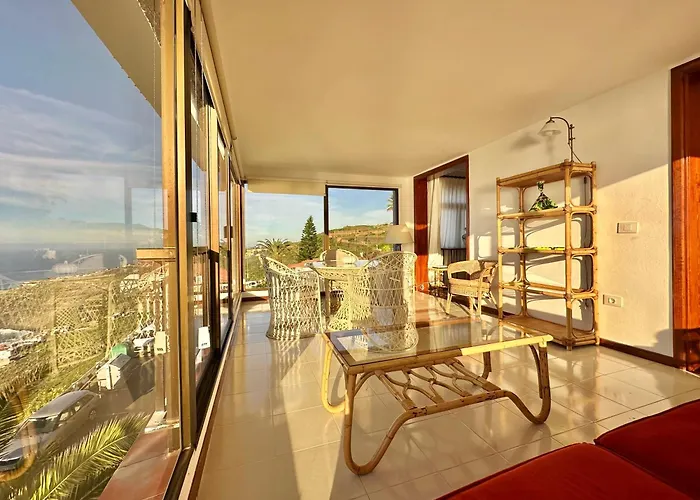 アパート Esperanza タコロンテ